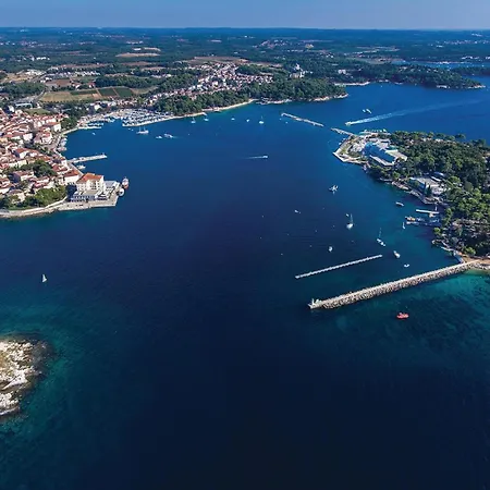Beautiful Home In Tar Hébergement de vacances Poreč
