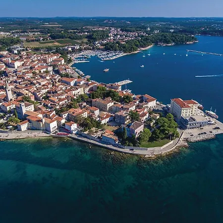 Beautiful Home In Tar Poreč